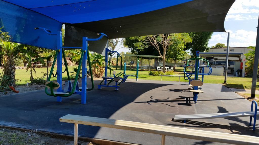 Leichhardt Accommodation Маунт Айса Екстериор снимка