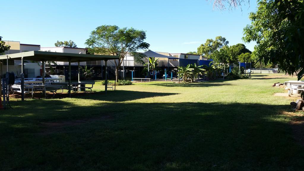 Leichhardt Accommodation Маунт Айса Екстериор снимка