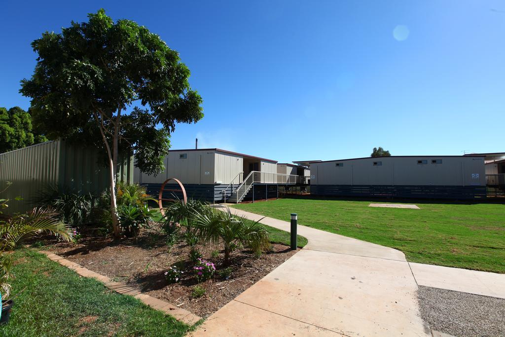 Leichhardt Accommodation Маунт Айса Екстериор снимка