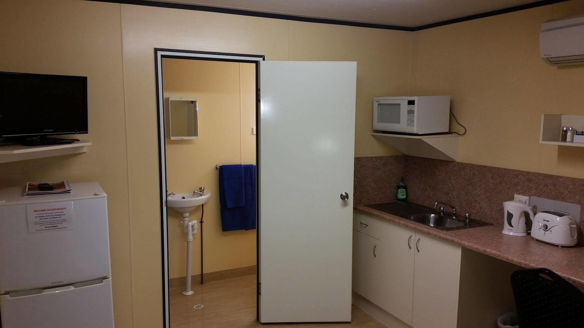 Leichhardt Accommodation Маунт Айса Екстериор снимка