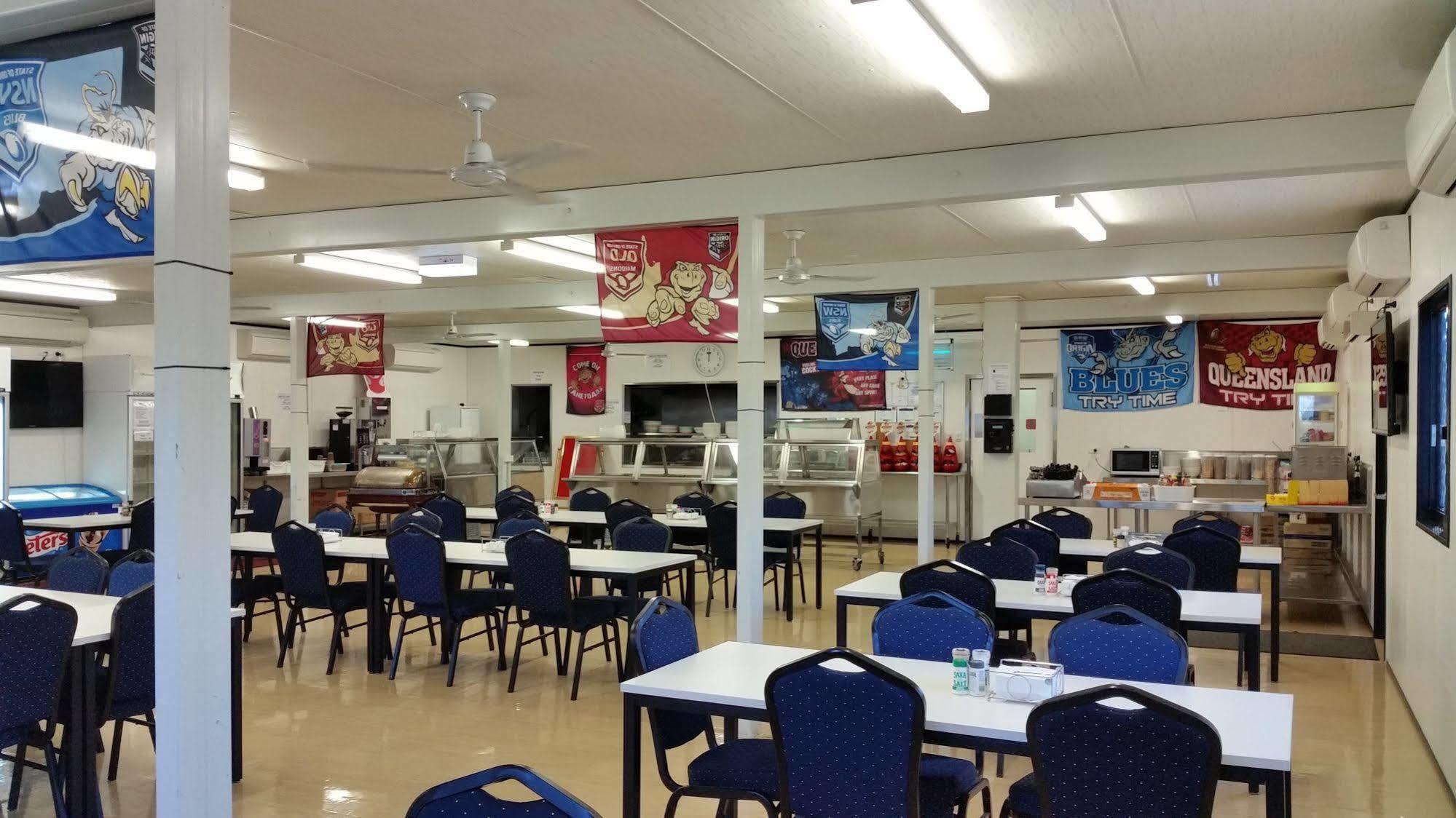 Leichhardt Accommodation Маунт Айса Екстериор снимка
