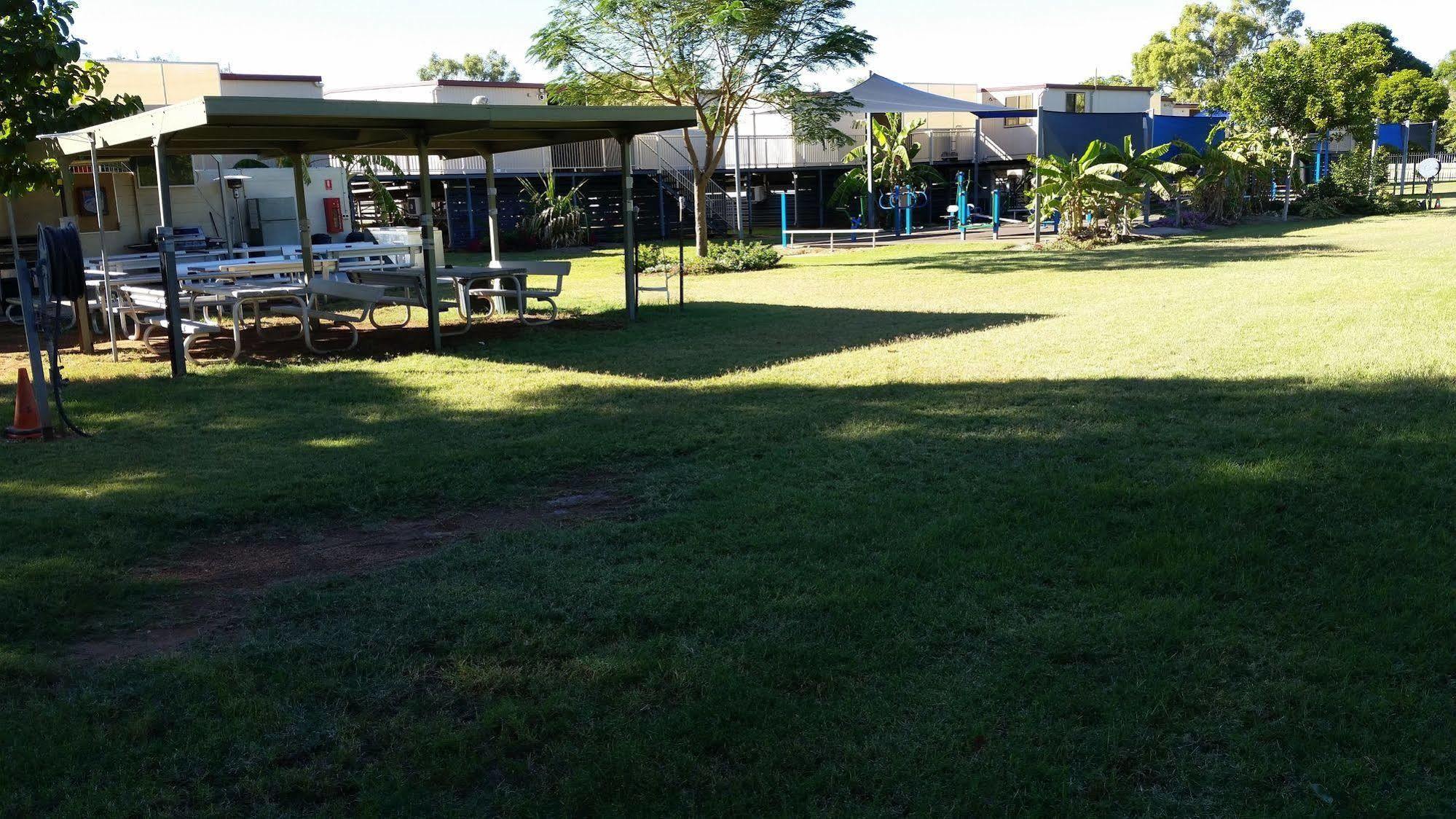 Leichhardt Accommodation Маунт Айса Екстериор снимка
